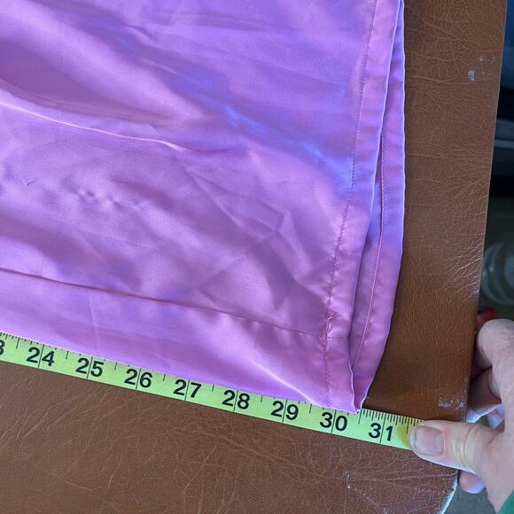 Juicy Couture Pink Satin Pajama Pants Rhinestone Logo on the Rear Size XL - Picture 13 of 13